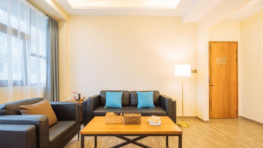 Ramada Encore By Wyndham Shanghai Pudong Airport מראה חיצוני תמונה