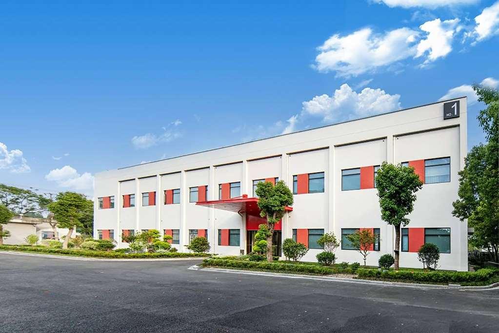 Ramada Encore By Wyndham Shanghai Pudong Airport מראה חיצוני תמונה